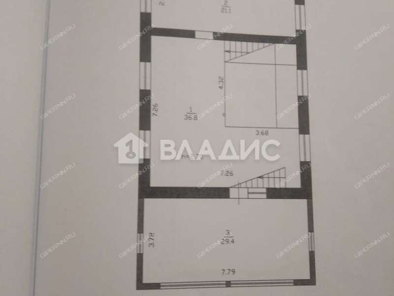 дом на  село Выездное