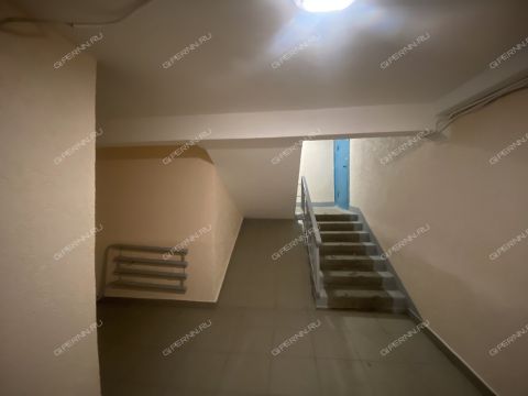 2-komnatnaya-ul-plotnikova-d-2 фото