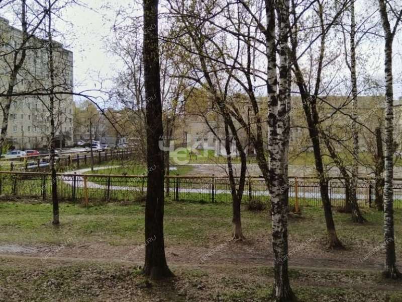 трёхкомнатная квартира на Автомеханической улице дом 10
