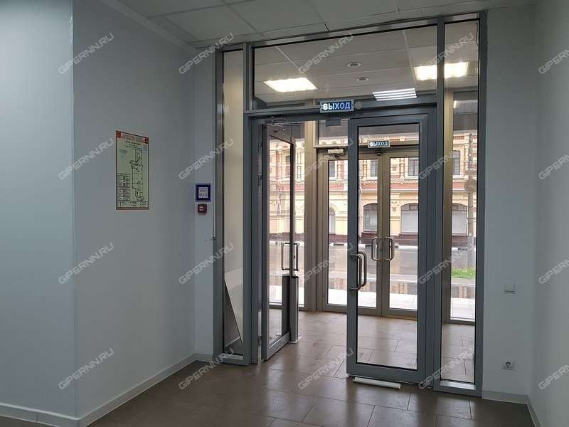 помещение под торговую площадь на Совнаркомовская ул, д. 28