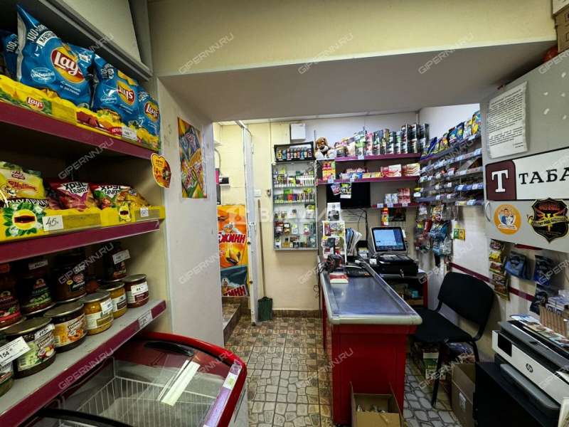 помещение под торговую площадь на улице Зайцева