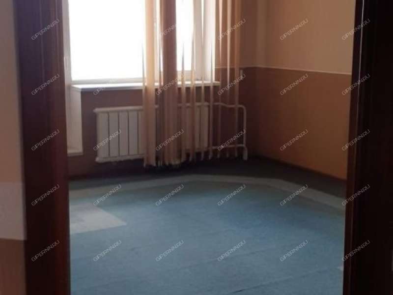 пятикомнатная квартира на Молодёжном проспекте дом 16