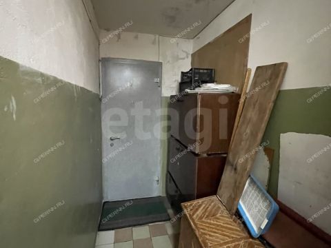 2-komnatnaya-ul-polevaya-d-10a фото