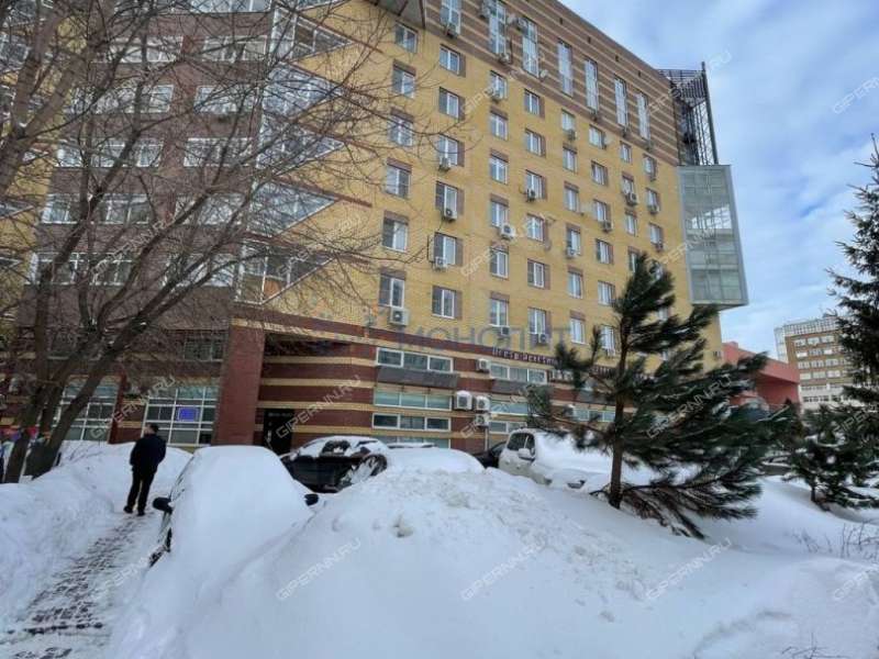 четырёхкомнатная квартира на улице Нестерова дом 33