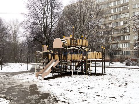 1-komnatnaya-ul-geroya-sovetskogo-soyuza-usilova-d-5 фото