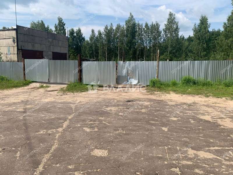 помещение под производственную площадь на улице Чернышевского город Семёнов