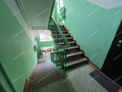 2-komnatnaya-ul-geroya-sovetskogo-soyuza-prygunova-d-2 фото