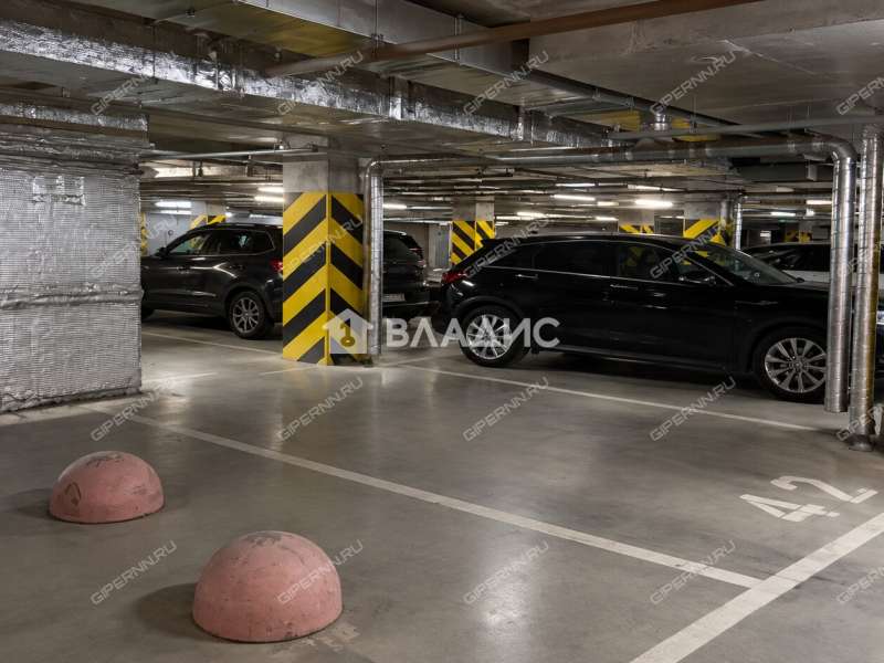 парковочное место на улице Маршала Баграмяна