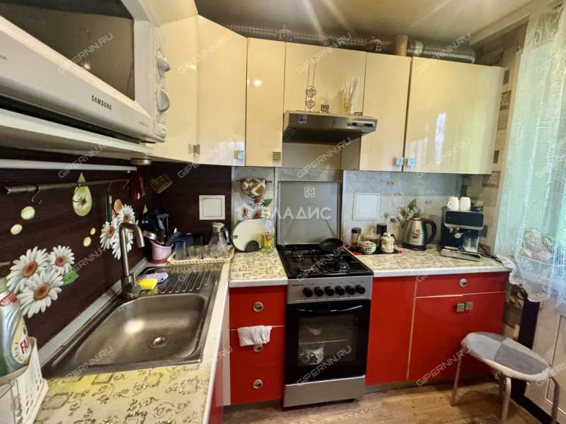 однокомнатная квартира на Моховой улице дом 15/2