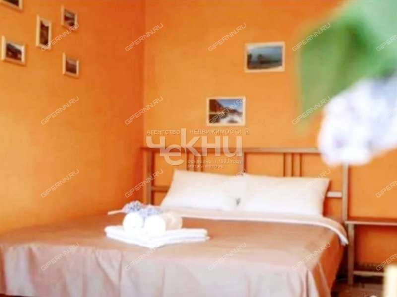 двухкомнатная квартира на улице Октябрьской Революции дом 18