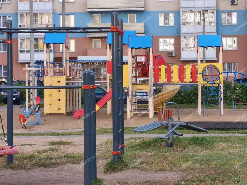 трёхкомнатная квартира на Краснозвёздной улице дом 33