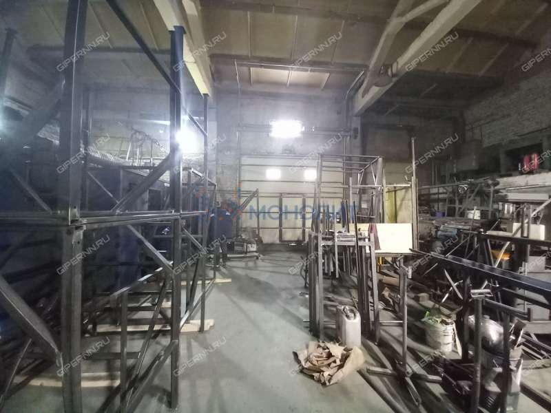 здание под склад, производственную площадь на Республиканской улице город Бор