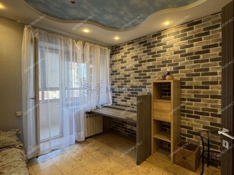 4-komnatnaya-ul-bonch-bruevicha-d-8a фото