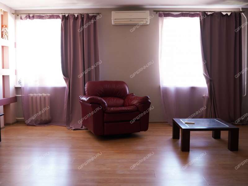 трёхкомнатная квартира на Берёзовской улице дом 103