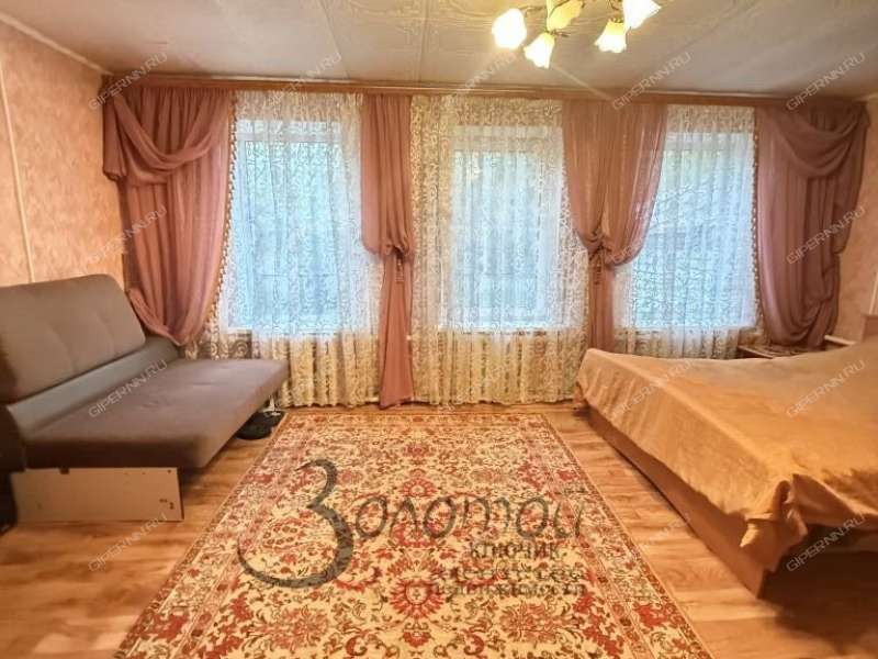 1/2 дома в Художественном переулке