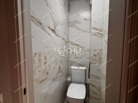 2-komnatnaya-ul-verhnepecherskaya-d-11-k1 фото