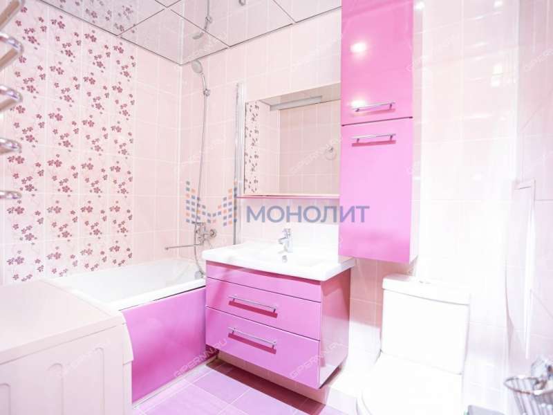 трёхкомнатная квартира на Нижегородской улице дом 6