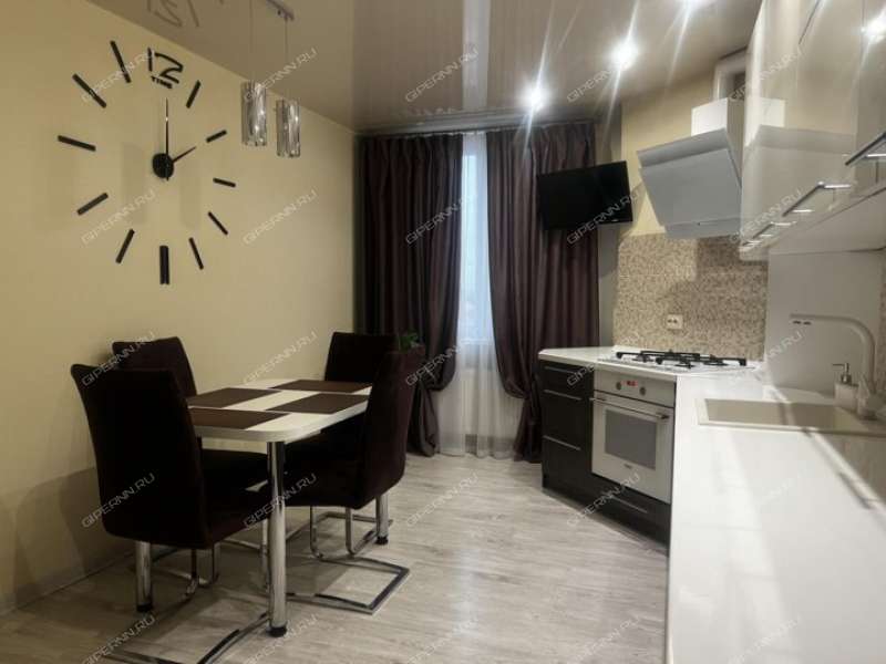 однокомнатная квартира на Полтавской улице дом 35