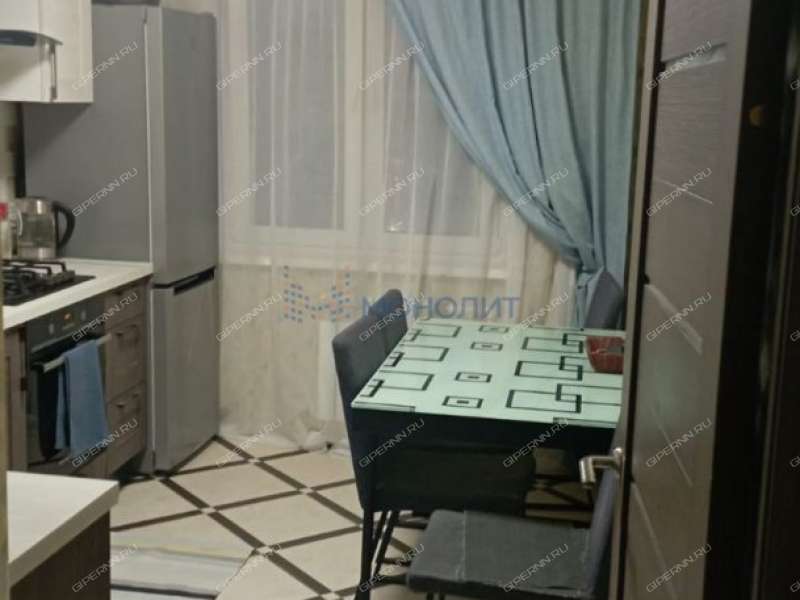 трёхкомнатная квартира на улице Сергея Акимова дом 47