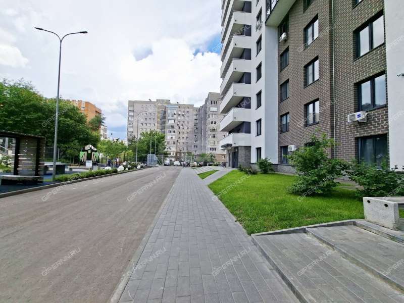 однокомнатная квартира на улице Александра Хохлова дом 7