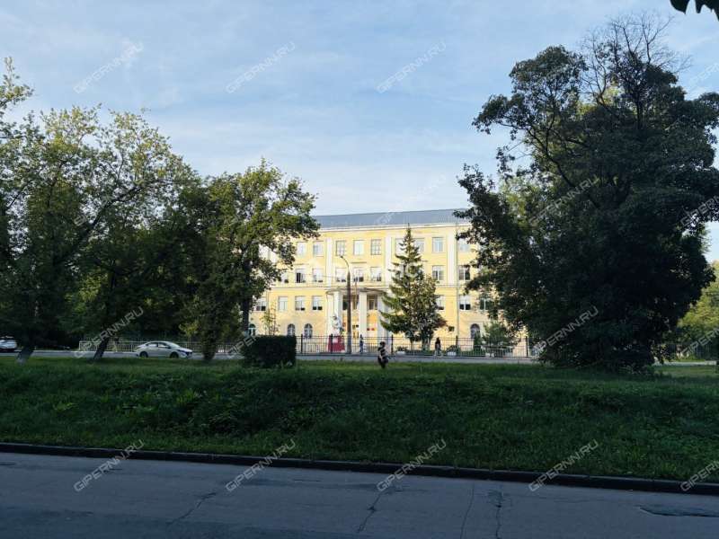 двухкомнатная квартира на улице Космонавта Комарова дом 13