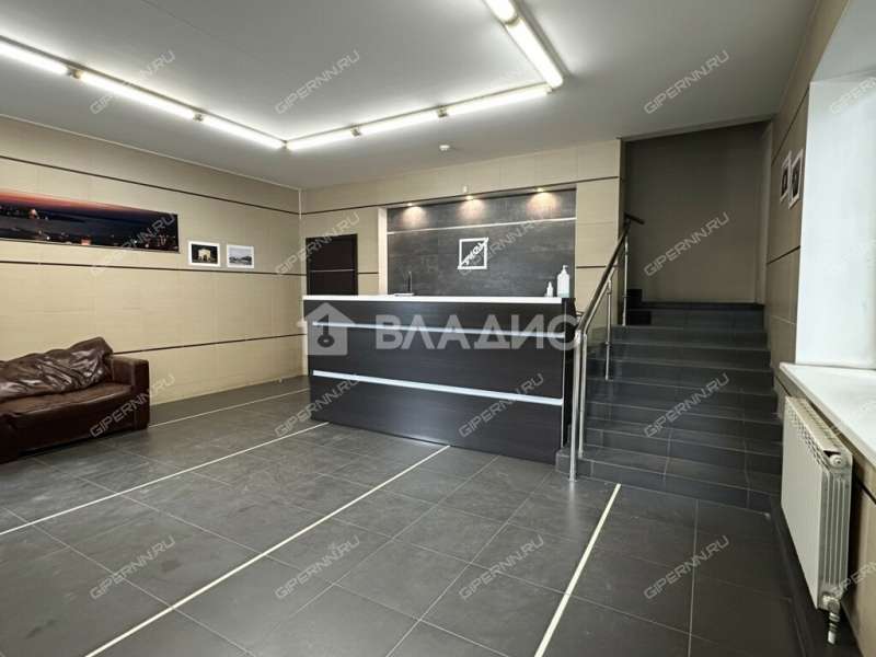 здание под офис, торговую площадь на улице Новые Пески