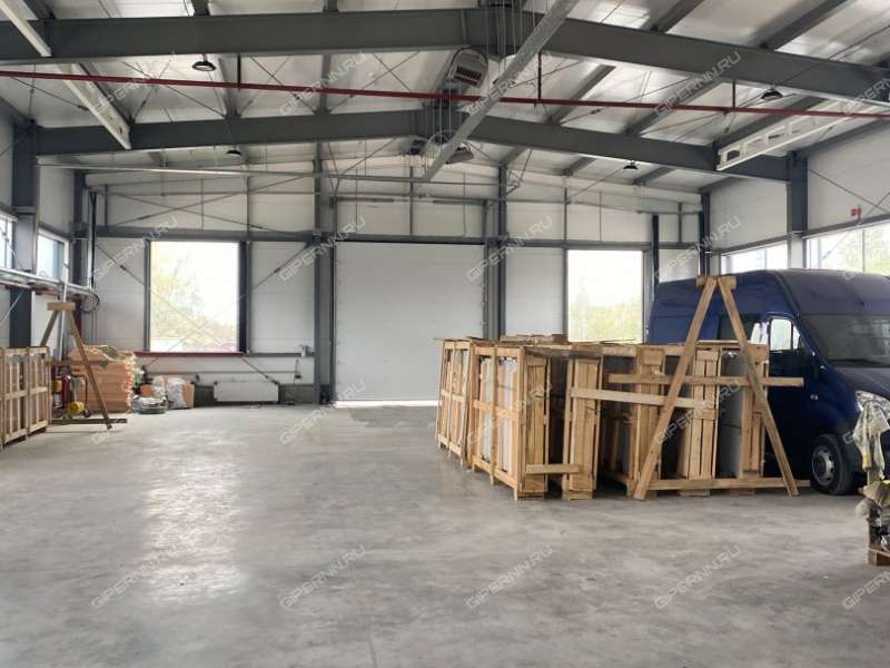 здание под склад, производственную площадь на улице Щербакова