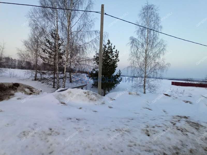 земельный участок 15 соток Радужная улица