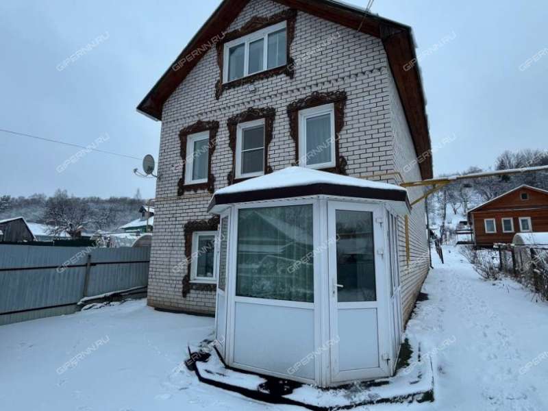 дом на улице Ленина село Работки