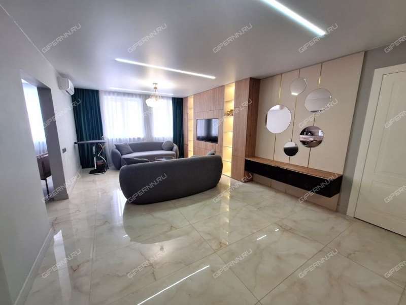 четырёхкомнатная квартира на проспекте Ленина дом 30 к5