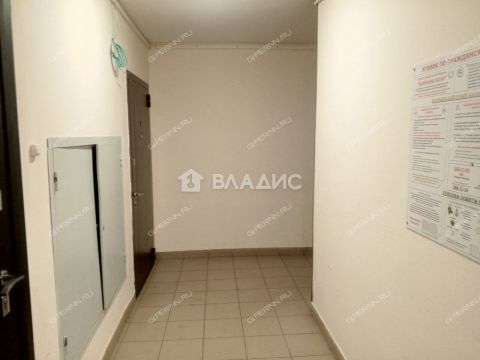1-komnatnaya-ul-volzhskaya-d-42 фото