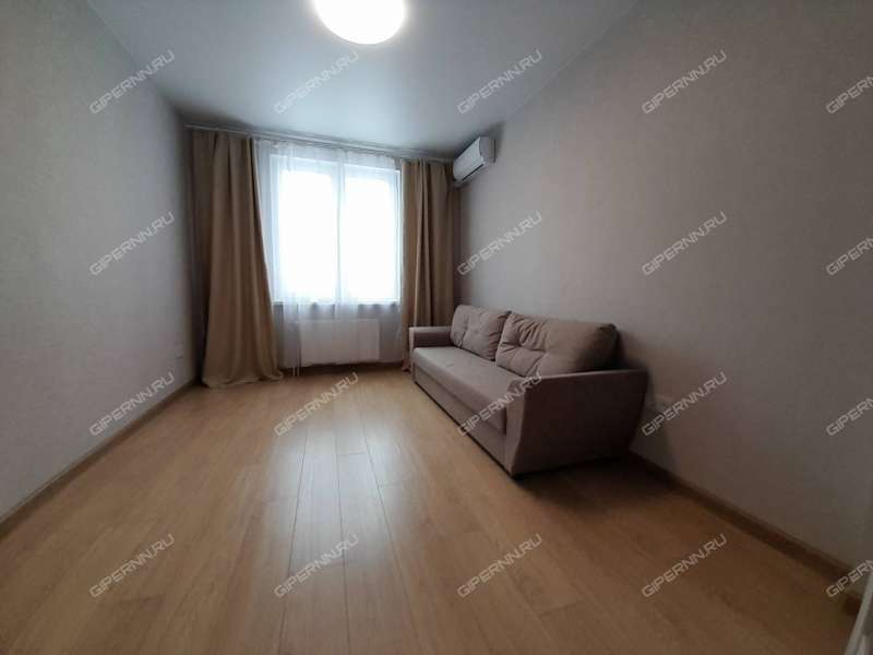 трёхкомнатная квартира на улице Маршала Баграмяна дом 4