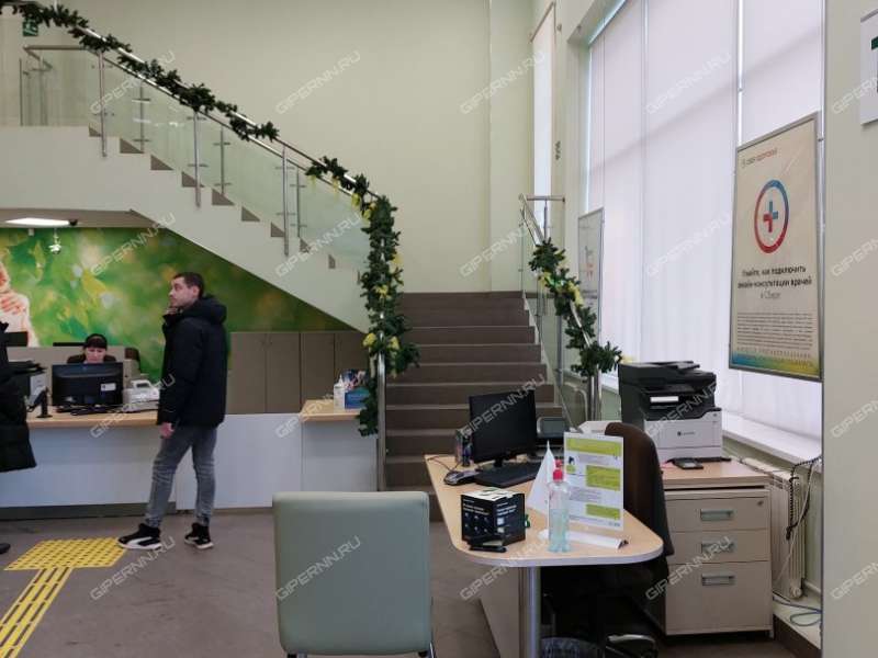 помещение под помещение свободного назначения, торговую площадь на улице Плотникова