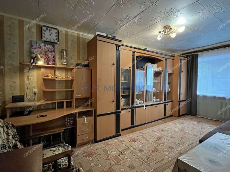 комната в доме 12А на улице Космонавта Комарова