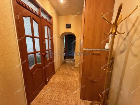 3-komnatnaya-ul-strazh-revolyucii-d-4 фото