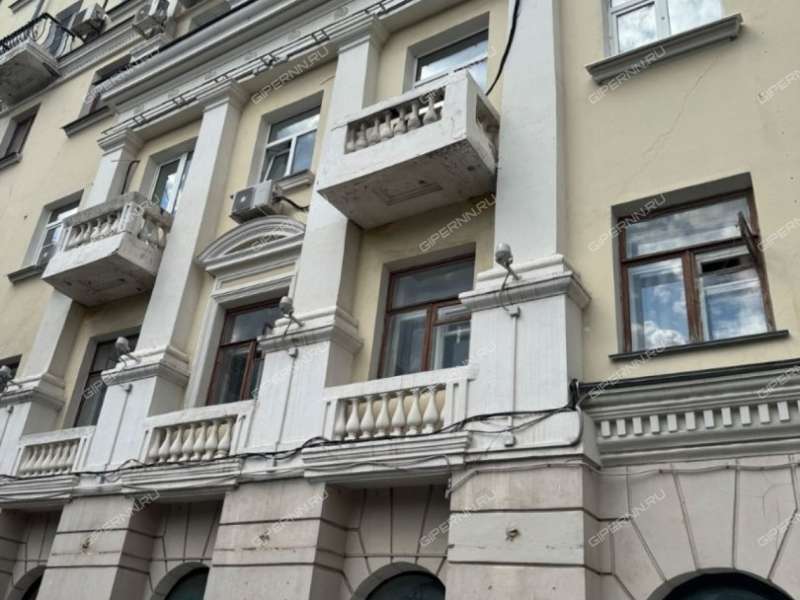 трёхкомнатная квартира на Большой Покровской улице дом 35а