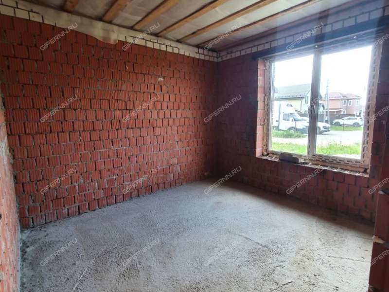 дом на Центральной улице деревня Подвалиха