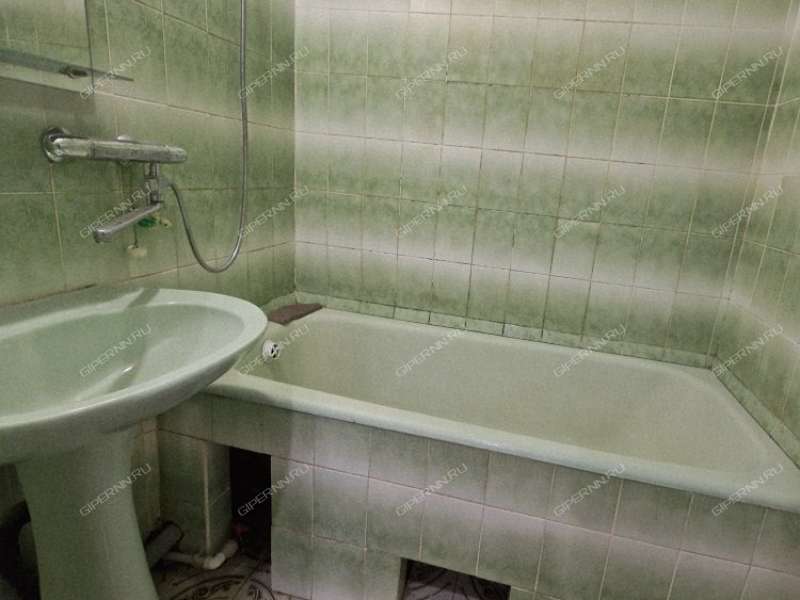 трёхкомнатная квартира на улице Зайцева дом 17