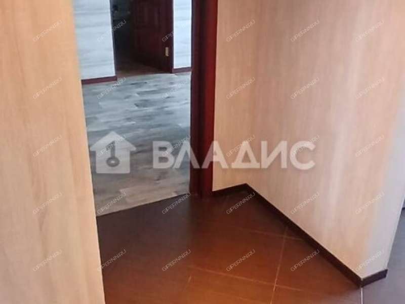 четырёхкомнатная квартира на Школьной улице дом 26 посёлок Ждановский