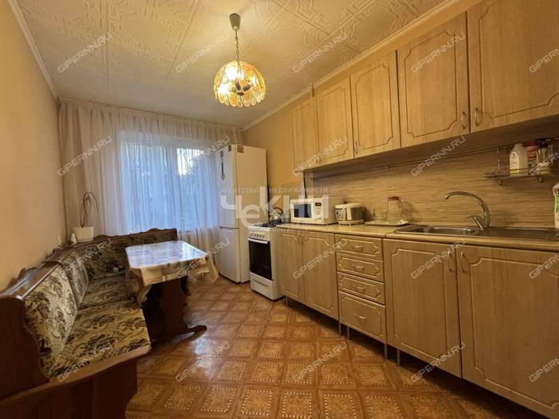 трёхкомнатная квартира на улице 40 лет Победы дом 14