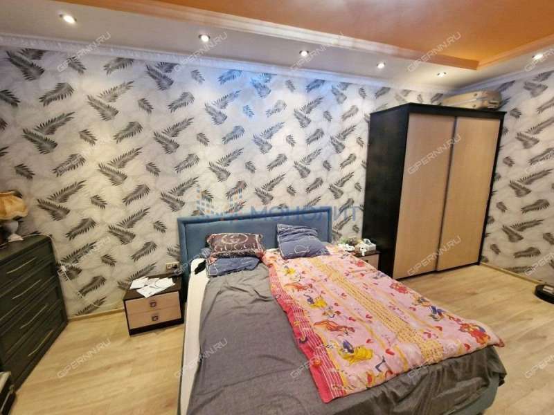 трёхкомнатная квартира на Московском шоссе дом 141