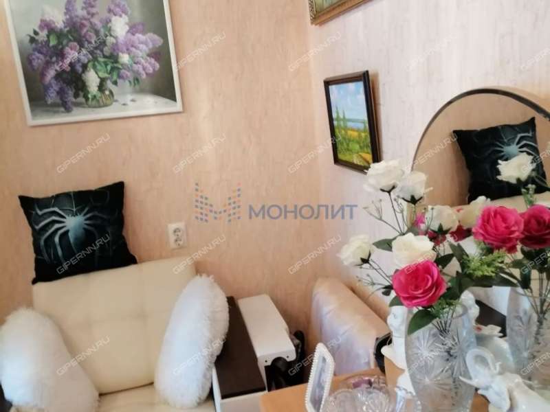 комната в доме 21 в 6-м микрорайоне