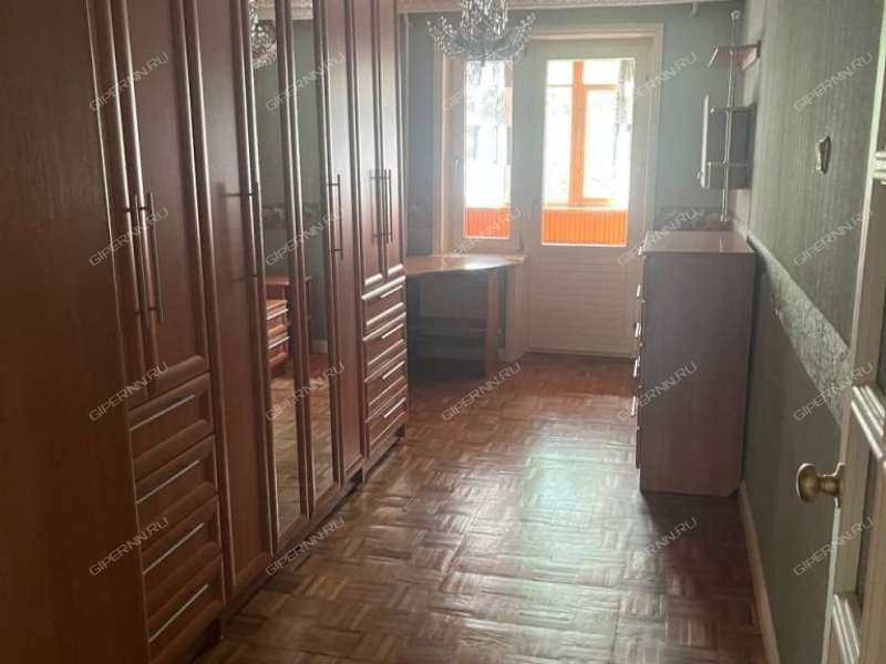 трёхкомнатная квартира на улице Бринского дом 5  к.1