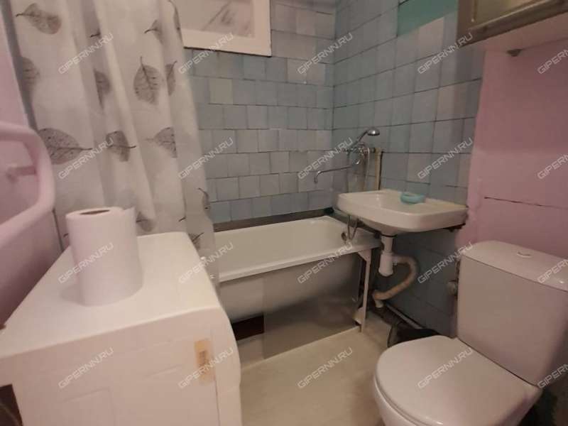 двухкомнатная квартира на проспекте Героев дом 64