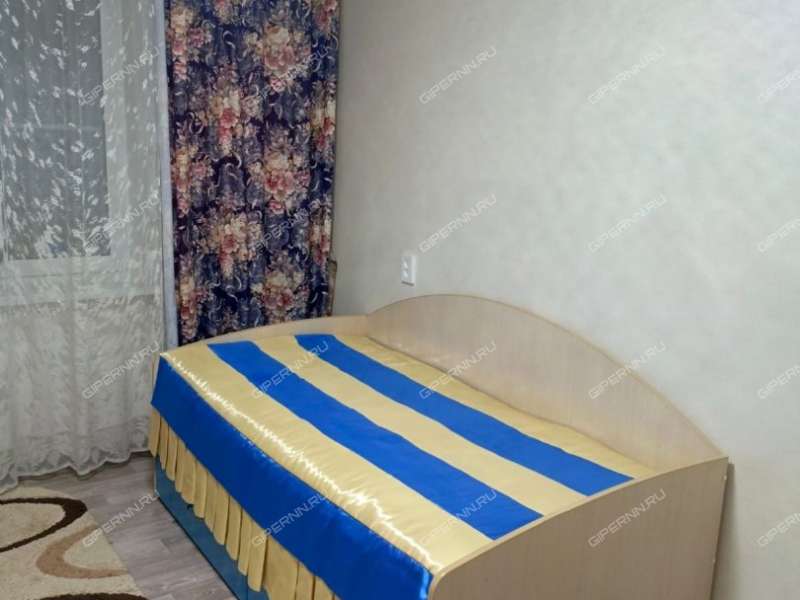 двухкомнатная квартира в Центральном микрорайоне дом 6А город Выкса