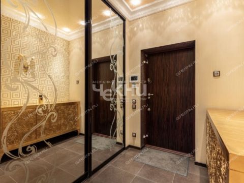 4-komnatnaya-ul-ulyanova-d-7 фото