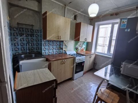 2-komnatnaya-ul-cvetochnaya-d-9 фото