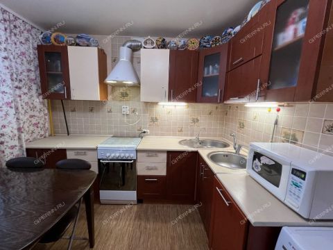 2-komnatnaya-ul-uchitelskaya-d-12 фото