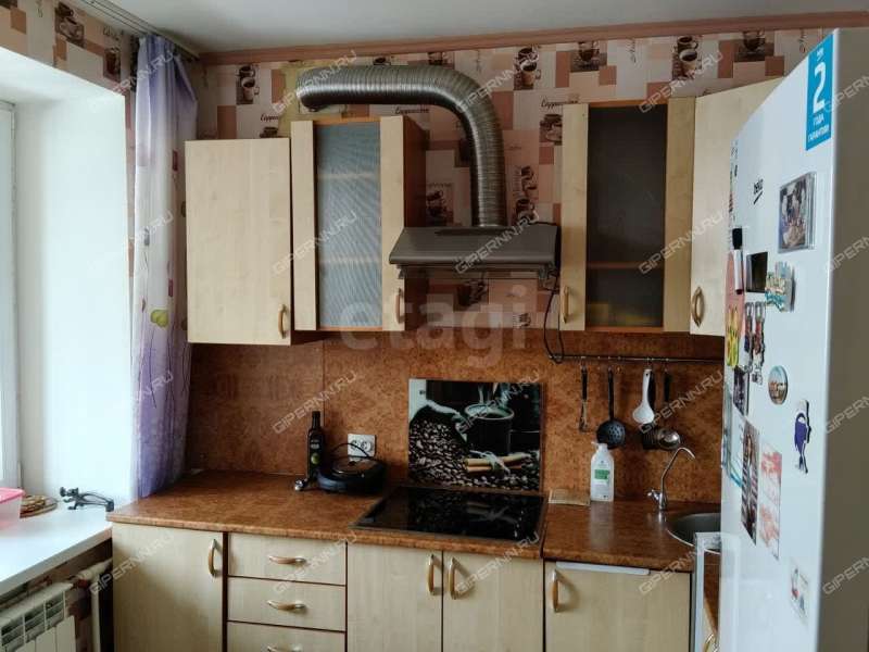 однокомнатная квартира на Вятской улице дом 7