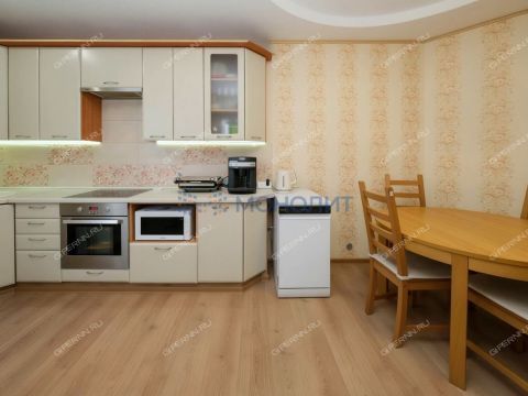 2-komnatnaya-ul-nizhne-pecherskaya-d-6 фото